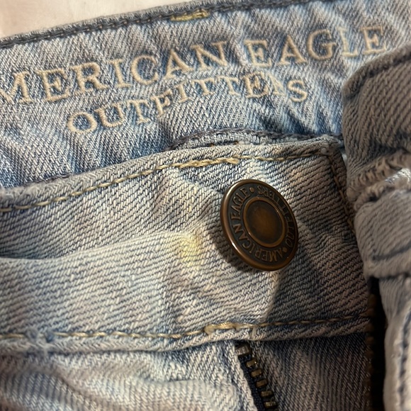 American Eagle Denim Shorts - Picture 3 of 5